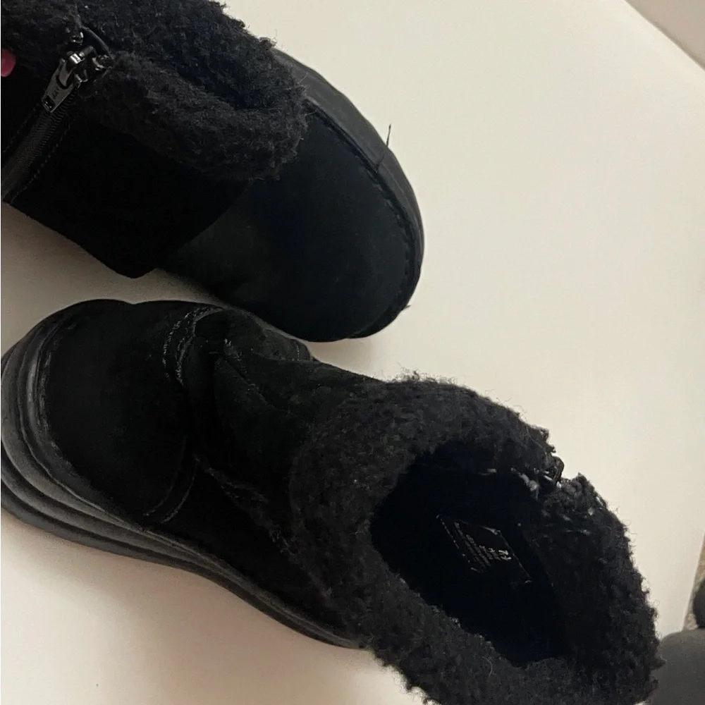 Vintage Y2K American Eagle Outfitters Black Suede Boots Winter Ski Casual